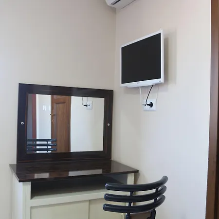 מלון Beyoglu Huzur 2*