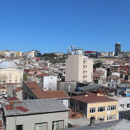 Beyoglu Huzur מלון