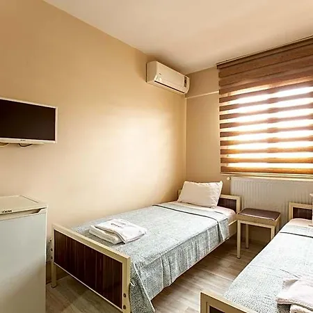 מלון Beyoglu Huzur 2*