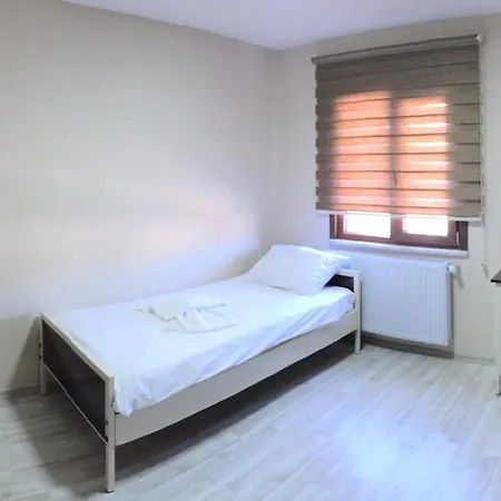 Beyoglu Huzur 2*